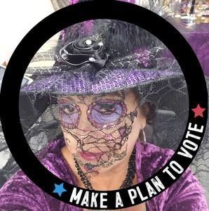 Meet your Posher, Roxanne